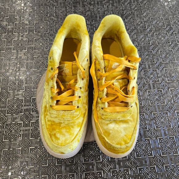 🐢 Nike Air Force 1 LV8 GS 'Mineral Gold' Size 4Y Great Shape! - Picture 12 of 13